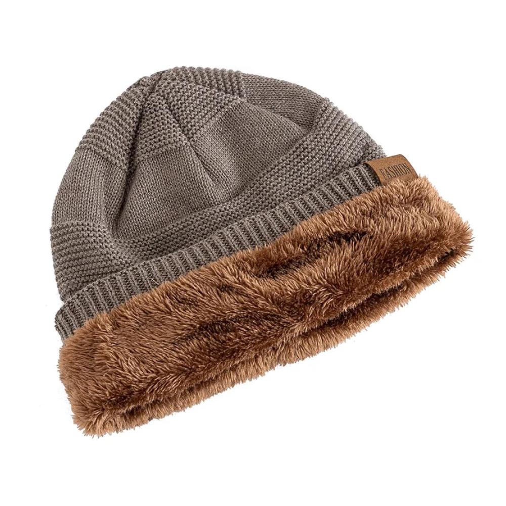 Winter Strickmütze Beanie für Damen und Herren - Warme gefütterte Hutmode mit lässigem Label perfekt für kalte Tage