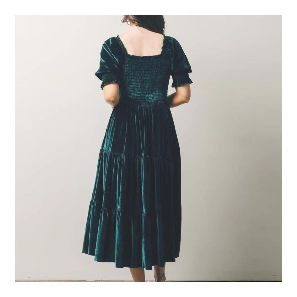 Damen Maxikleid mit quadratischem Ausschnitt und A-Linie elegantes gestuftes Herbst-Winter-Kleid hohe Taille schmale Passform