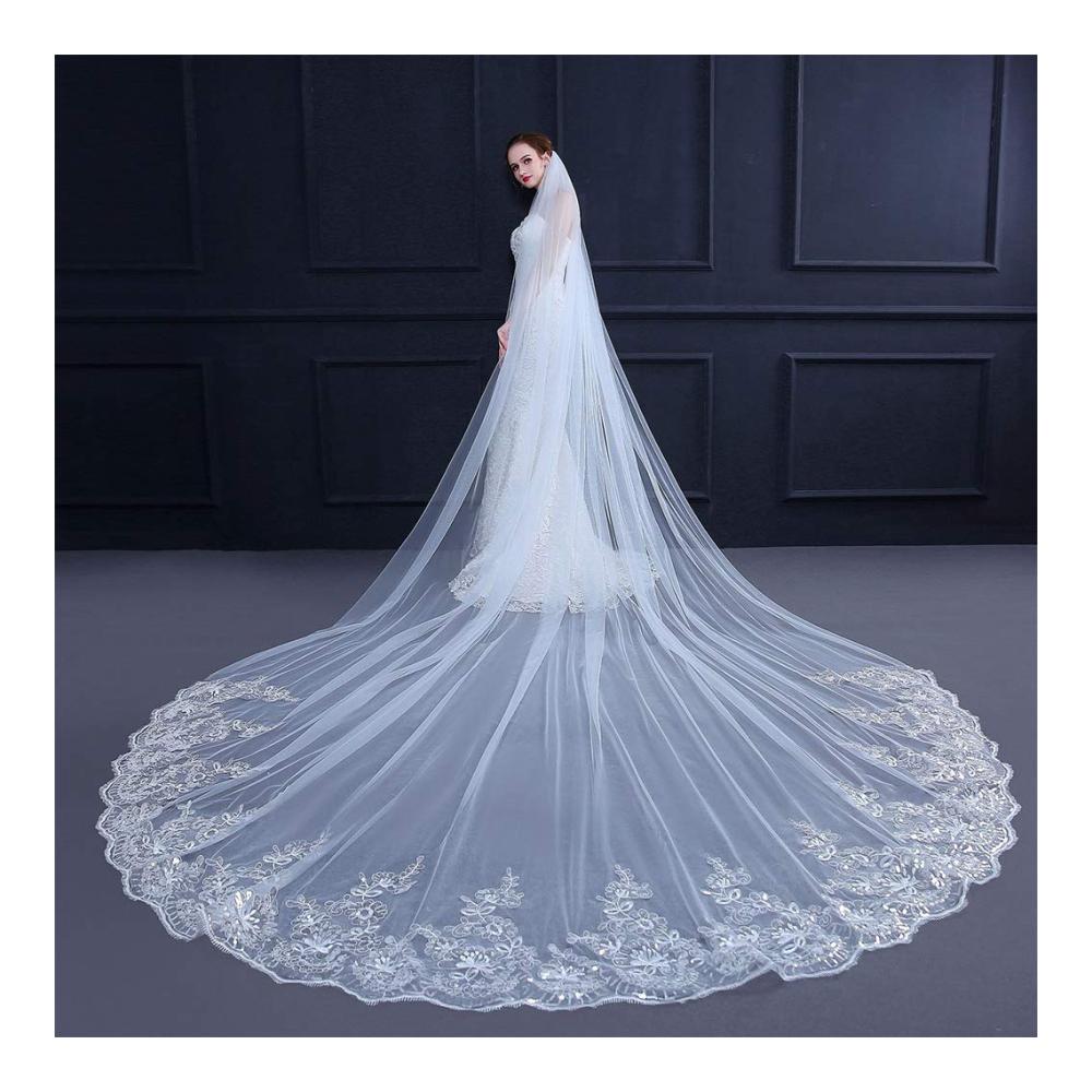 Hochzeitsschleier 4M mit Kathedrale Gestickter Blumenspitze und Kamm