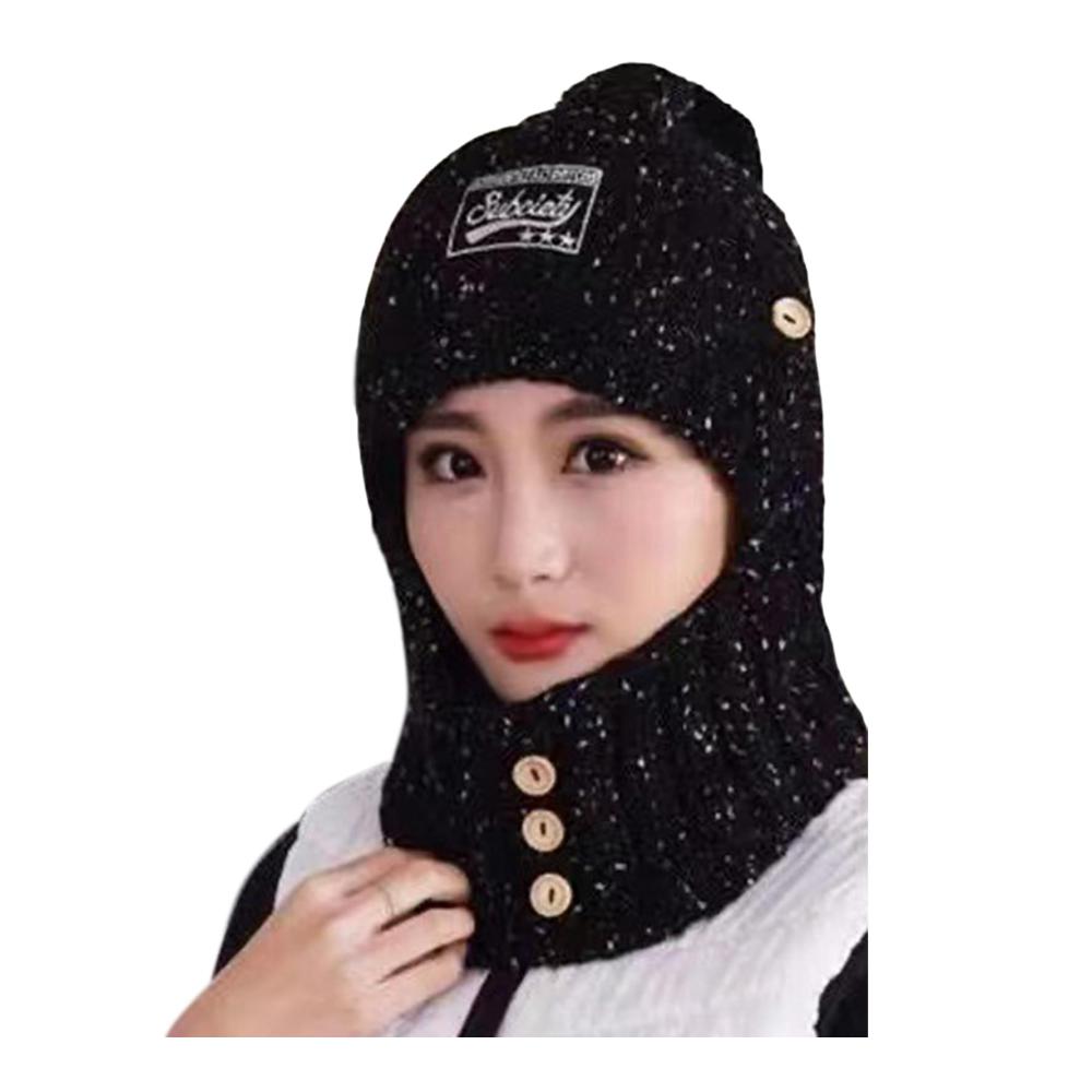 Damen Strickmütze mit Stretch-Knöpfen und Schal-Dekoration - Beanie-Mütze für stilvolle Alltagskleidung
