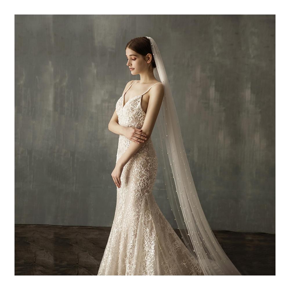 AMBRE ADÈLE Perlenschleier | Brautschleier lang für Hochzeit | Cremefarbener Schleier 150x229 cm | Hochzeitsschleier in Cremeweiß mit Perlen | Eleganter langer Braut-Schleier