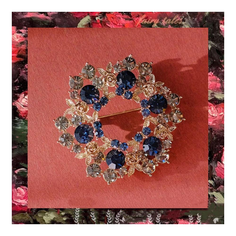 Broschen & Anstecknadeln Vintage Kristall Kranz Pin für Mode-Anzüge Luxus Mantel-Accessoire mit Krone-Brook-Dekoration