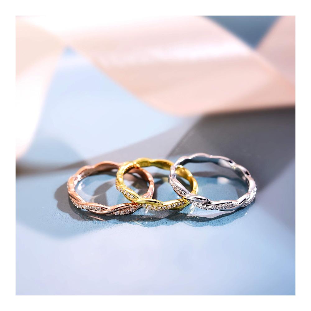 18 Karat Vergoldung 925 Sterling Silber Twist Ring Band mit Zirkonia - Stapelbare Ringe für Frauen CZ Simulierte Diamant Ewigkeit Bänder - Perfektes Muttertagsgeschenk Verlobung Eheringe & Geschenke