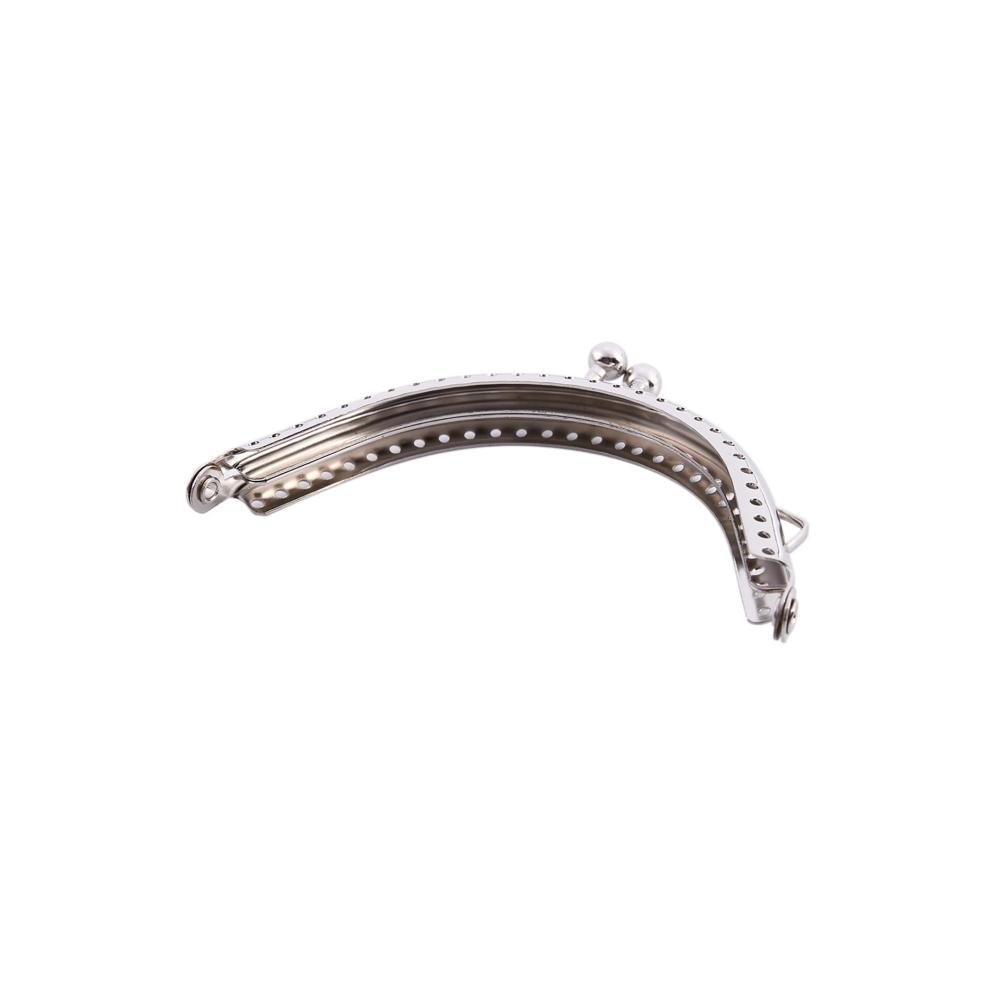 Münzbörsen mit 15 Metallrahmen Karabinerverschluss Arch Pattern und Coin Style - Silber Geldbörse mit zeitlosem Design
