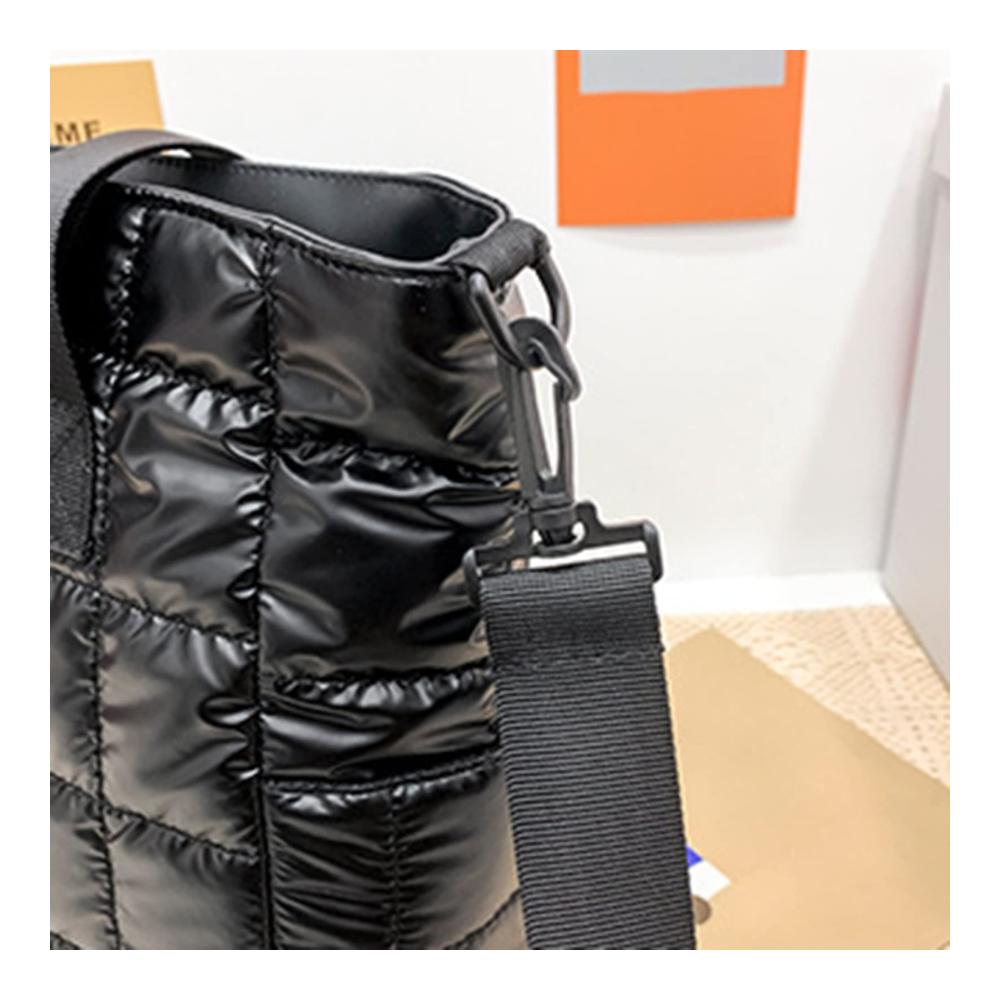 Damen Rucksackhandtasche Elegante Umhängetasche mit Großer Kapazität Reißverschluss und Schultergurt - Ideal für Mittagessen in Einfarbig Plaid Design Gesteppt