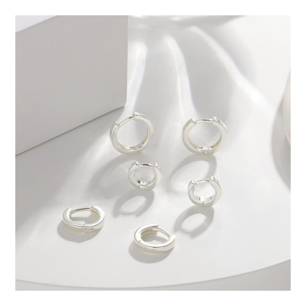 Mini Silber- und Goldcreolen Set für Damen und Mädchen – Helix Huggie Earrings Ohringestecher vergoldet ideal für Mehrere Ohrlöcher